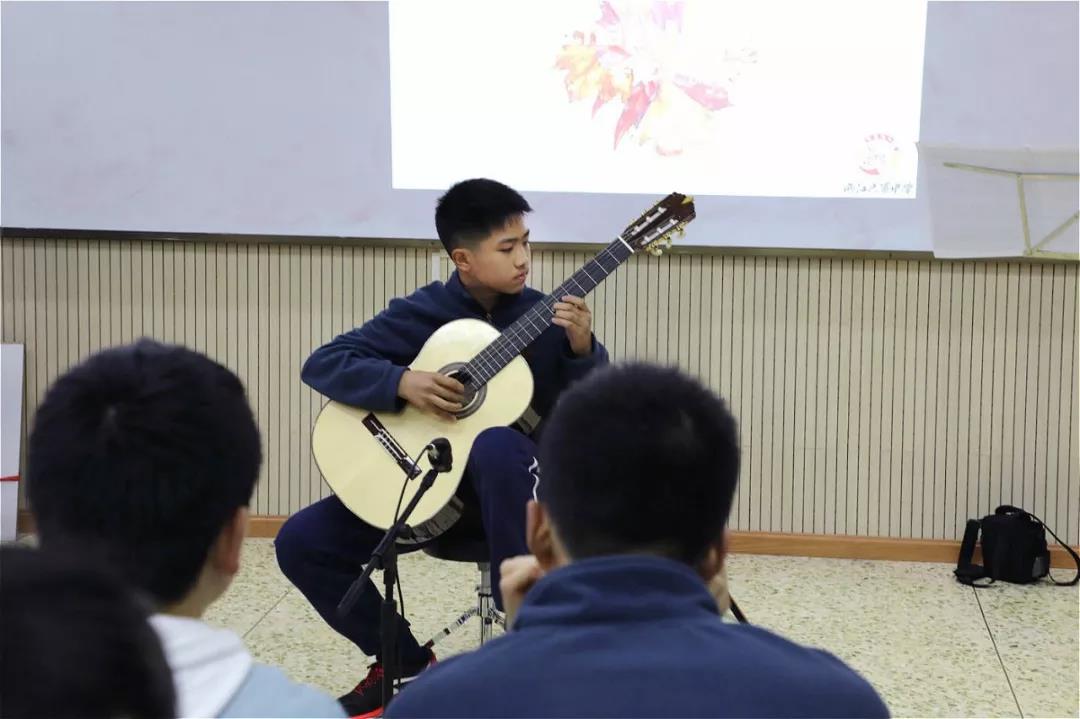 重庆市两江巴蜀中学